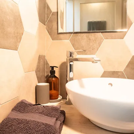 Maison Tata Apartament